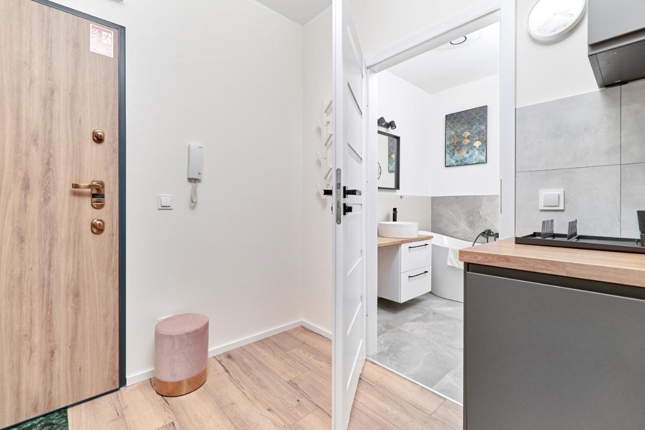 Modern Apartments Wroclaw Grabiszyn By Noclegi Renters エクステリア 写真